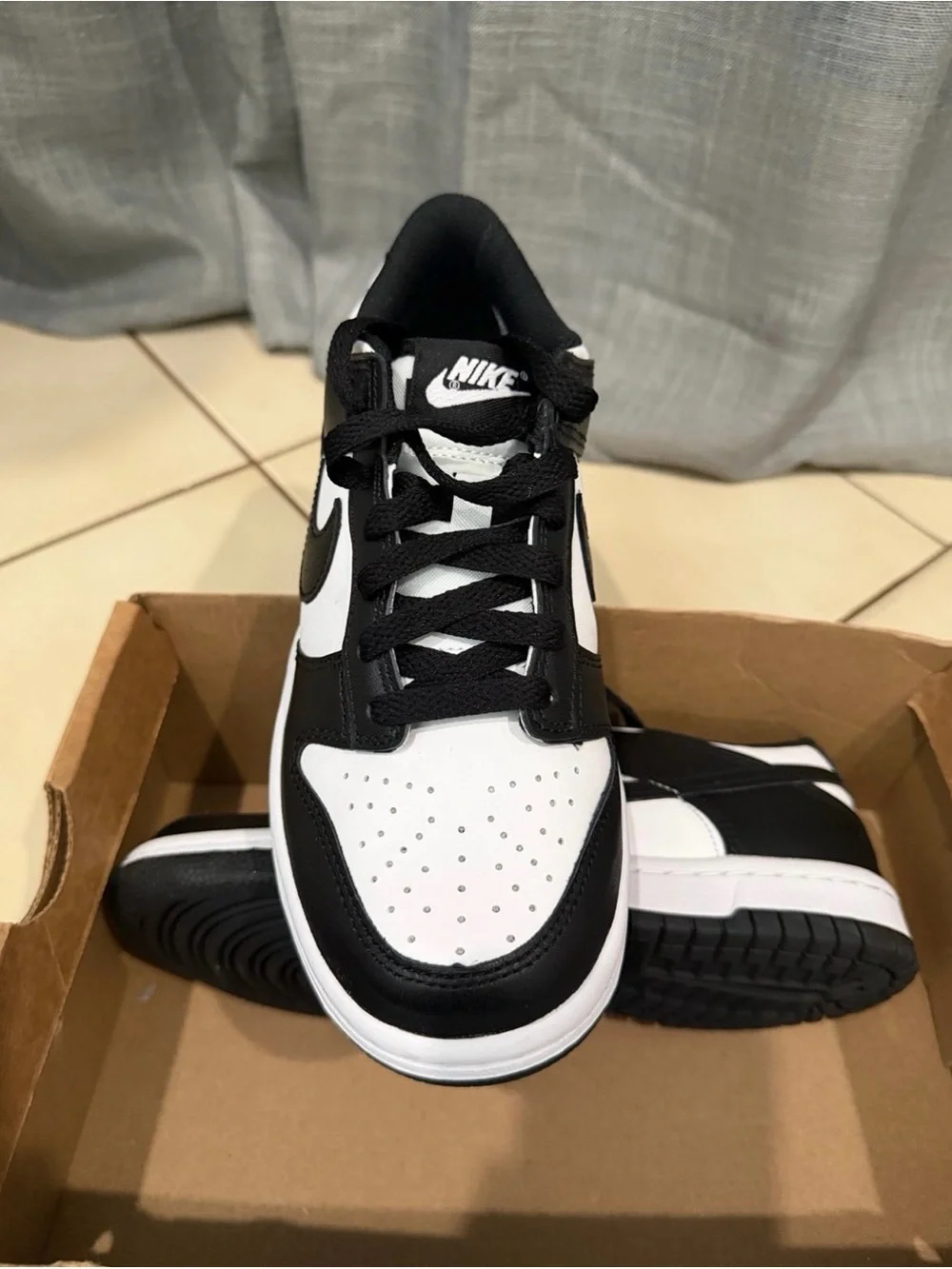 Nike Dunk Low Pandas 5Y / 6.5W
